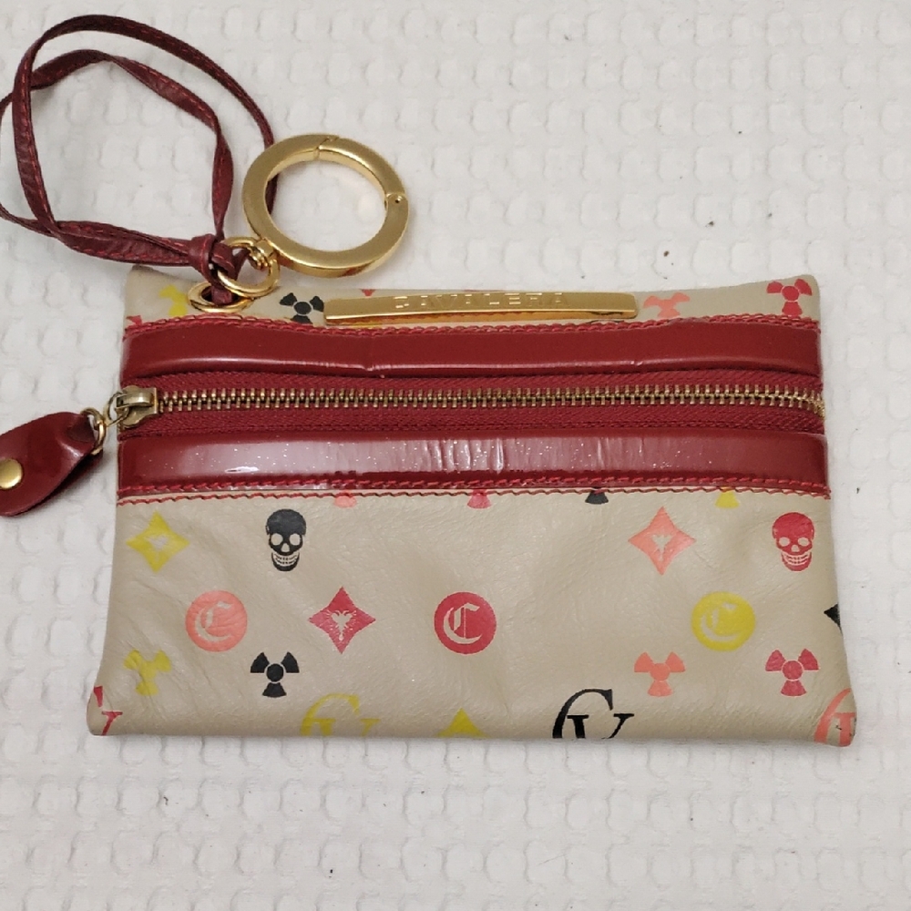 Stylish Cream and Red Designer Wristlet